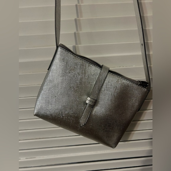 J. Crew Parker Crossbody Silver Metallic - Picture 4 of 7